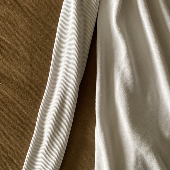 Banana Republic Baby Terry cardigan with side pockets - Picture 2 of 3